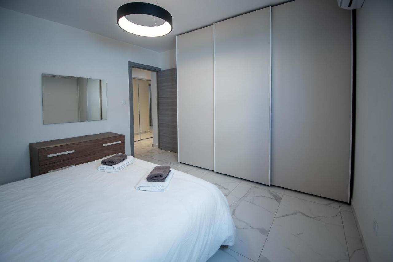 Seaside Luxury Apartment St. Paul's Bay Exteriér fotografie
