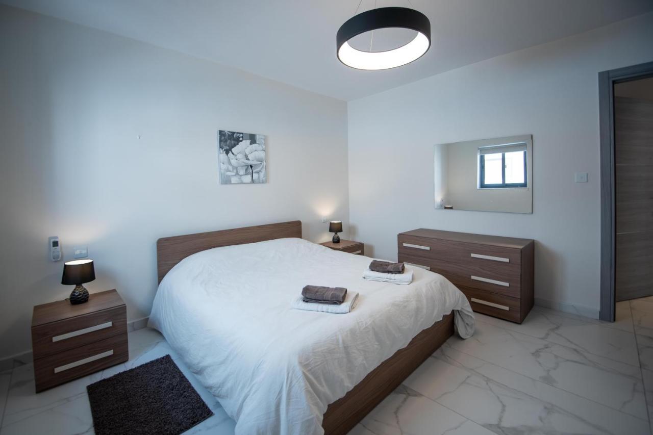 Seaside Luxury Apartment St. Paul's Bay Exteriér fotografie